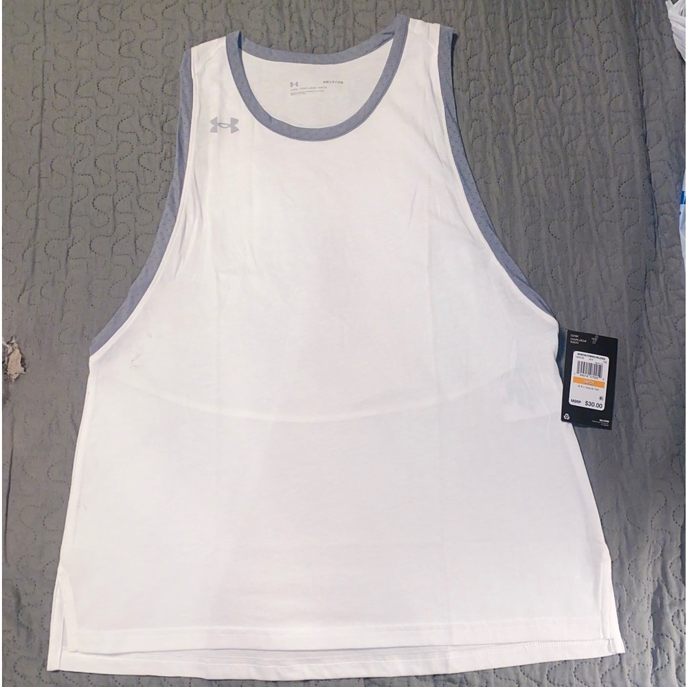 under armour loose women shirt size small